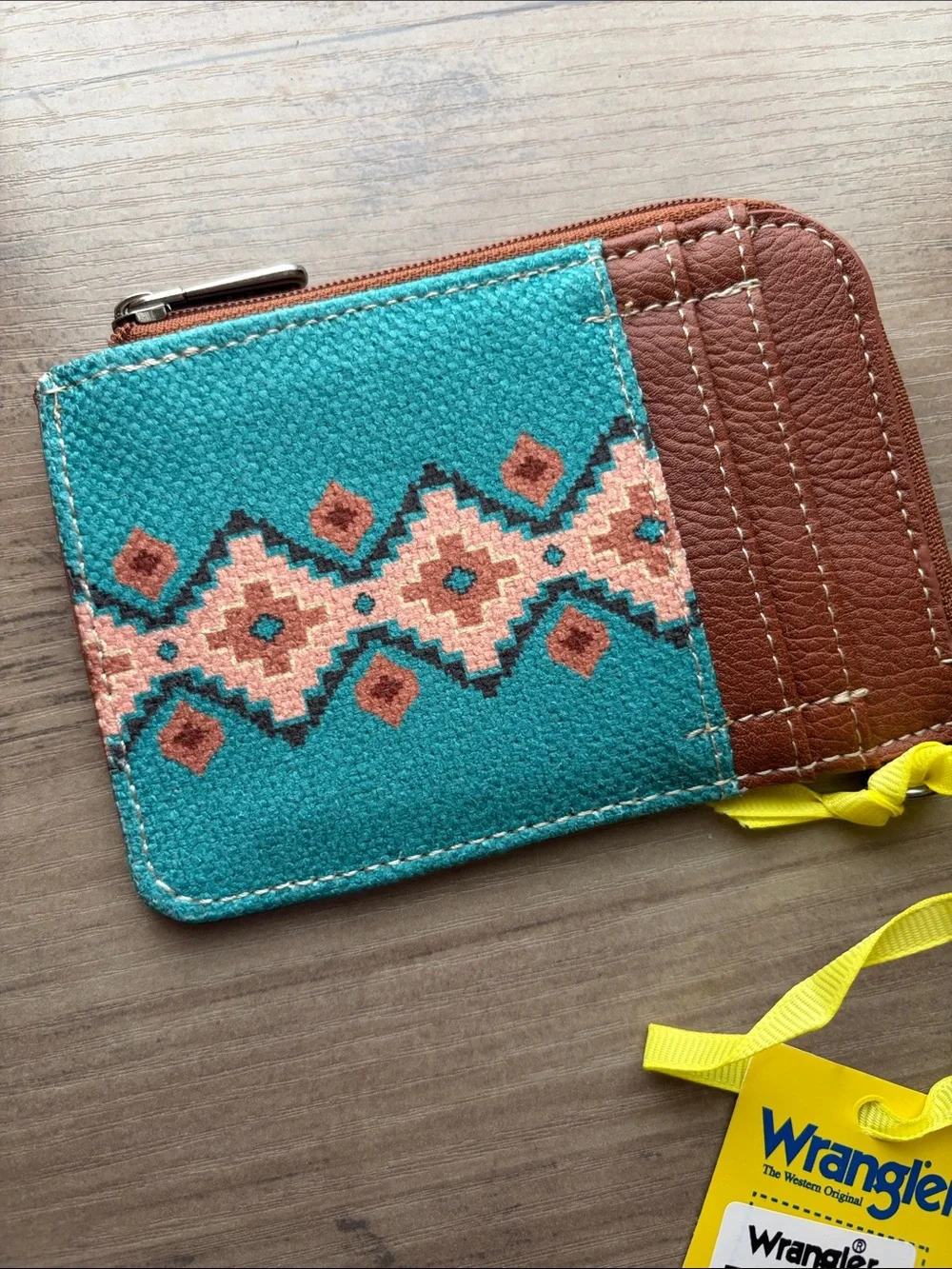NWT Wrangler Turquoise & Brown Southwestern Print Mini Zip Cardholder
